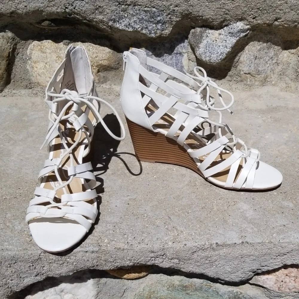 High Heel Wedge Shoes White, New NWT NWB